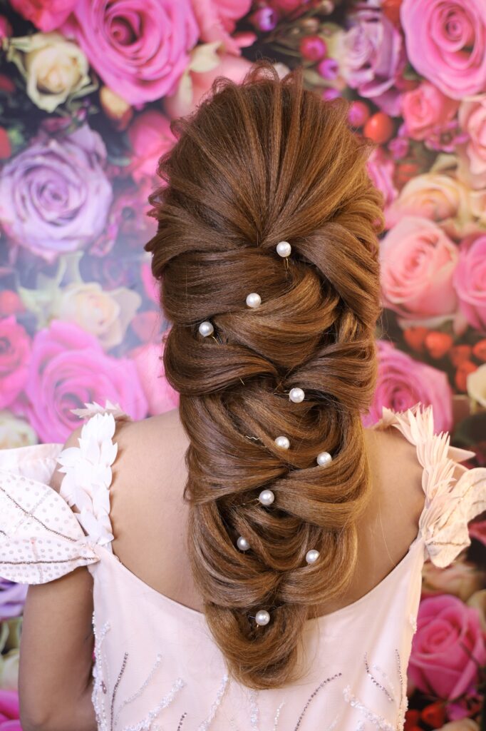 pearl wedding hairstyle trend 2024 US