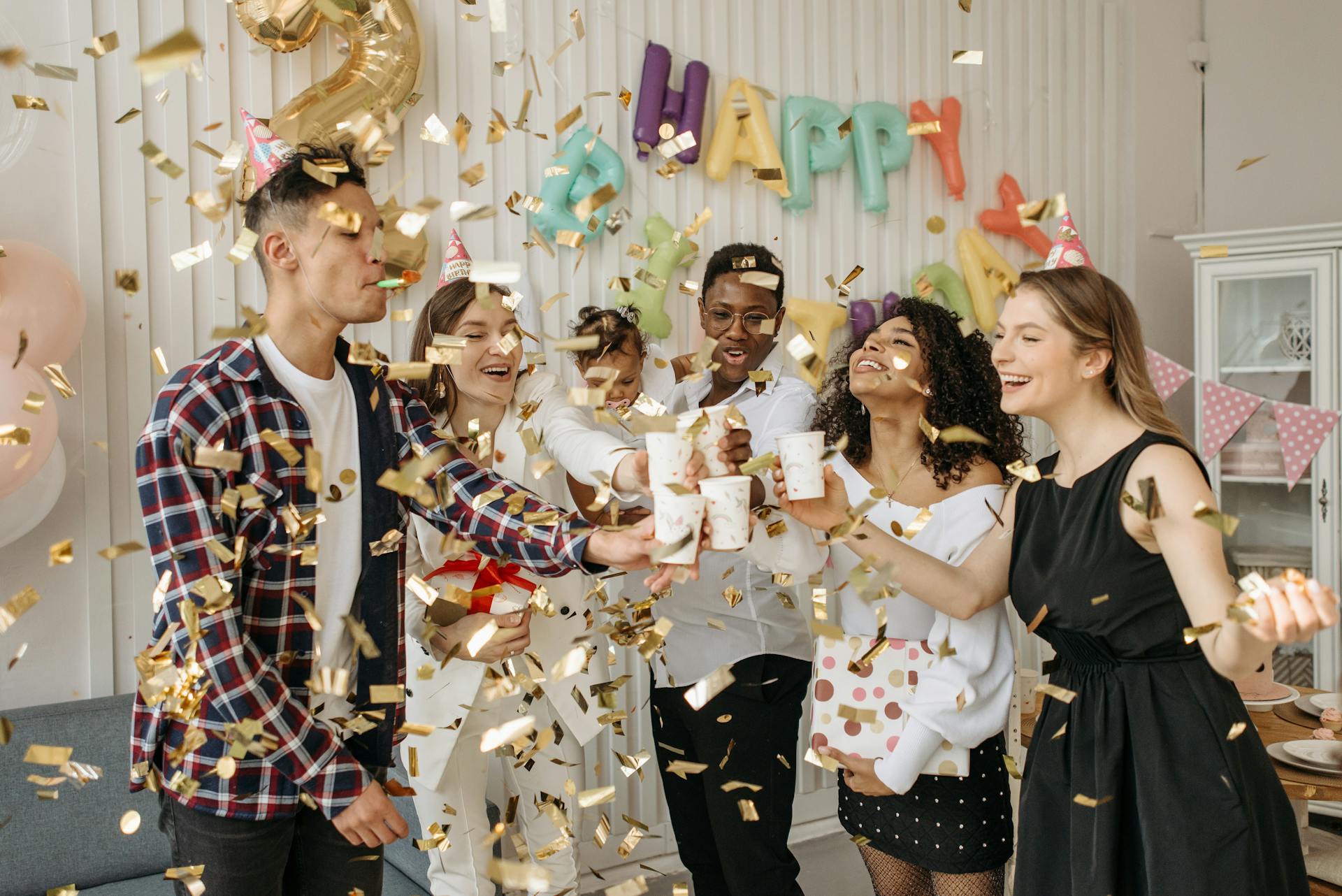 10 Exceptionally Best & Unique Birthday Celebration Ideas budget queen USA